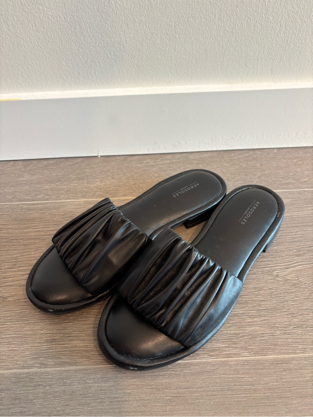 AEROSOLES Black Ruched Slide Mules Size 6.5